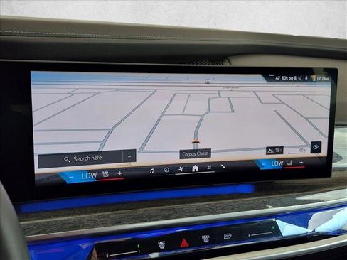 Used 2024 BMW 740i RWD image 14