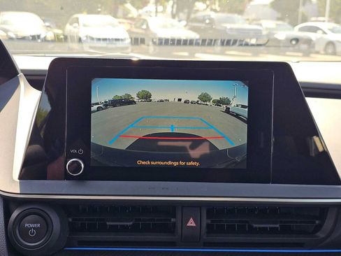 Certified 2026 Toyota Prius XLE FWD image 27
