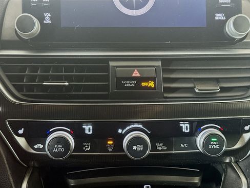 Used 2020 Honda Accord Sport image 24