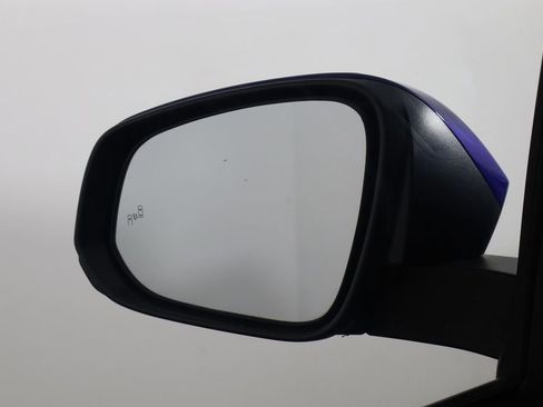 Used 2025 Toyota Tacoma SR5 image 37