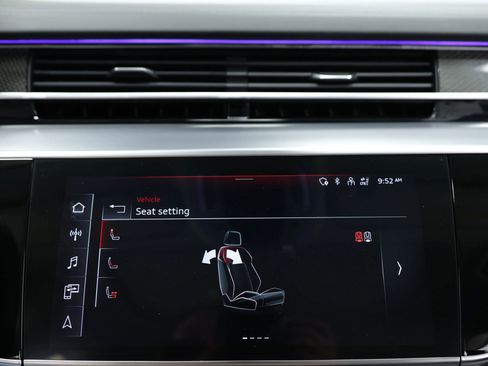 Used 2023 Audi S8 w/ S8 Comfort Plus Package AWD/4WD image 36