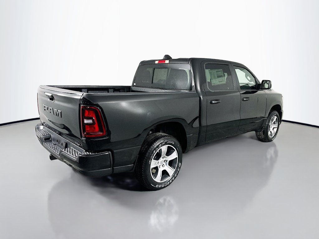 New 2026 RAM 1500 Express RWD image 7