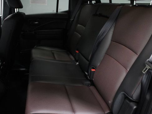 Used 2025 Honda Ridgeline Black Edition image 18