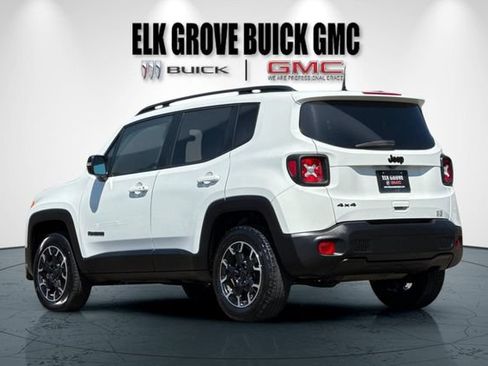 Used 2023 Jeep Renegade Latitude AWD/4WD image 6