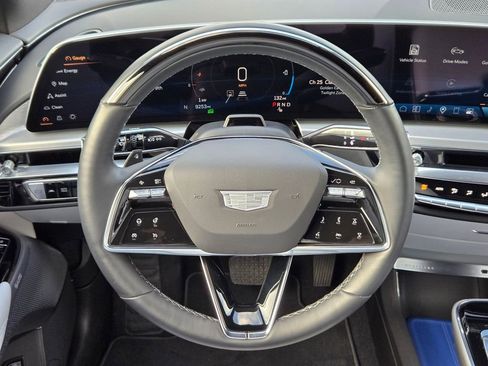 Certified 2025 Cadillac Lyriq Luxury image 15