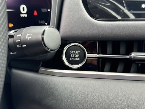 New 2025 Mitsubishi Outlander SEL image 29