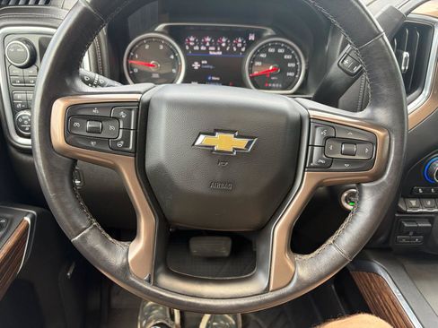 Used 2021 Chevrolet Silverado 2500 High Country w/ Technology Package AWD/4WD image 29