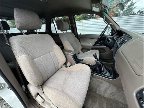 Used 2000 Toyota 4Runner SR5 AWD/4WD image 15