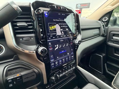 Used 2019 RAM 3500 Laramie AWD/4WD image 18