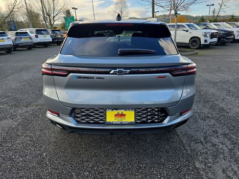 New 2026 Chevrolet Equinox EV RS image 5