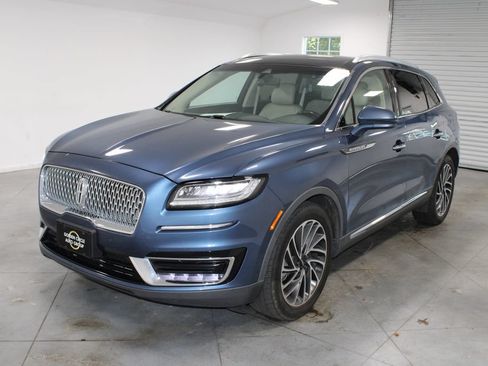 Used 2019 Lincoln Nautilus Reserve FWD image 4