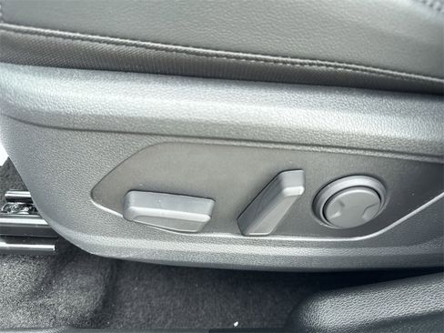 New 2026 Kia Sportage EX image 18