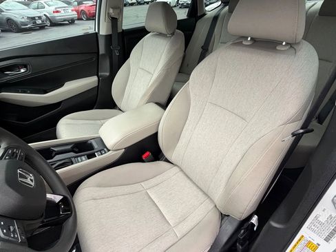 Used 2023 Honda Accord EX image 10