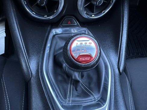 Used 2017 Chevrolet Camaro SS image 31