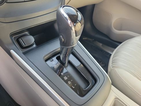 Used 2016 Nissan Sentra SV image 22