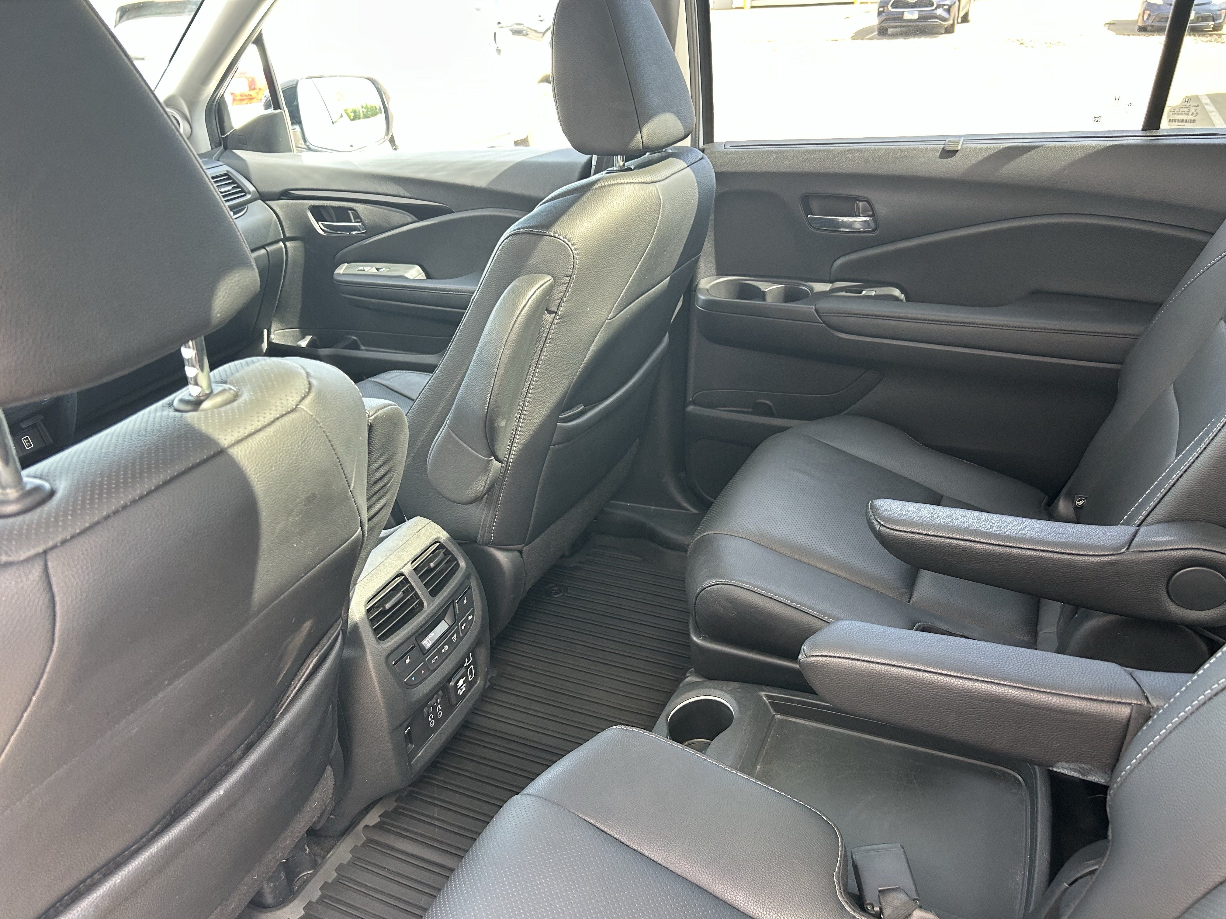 Used 2022 Honda Pilot Elite image 26