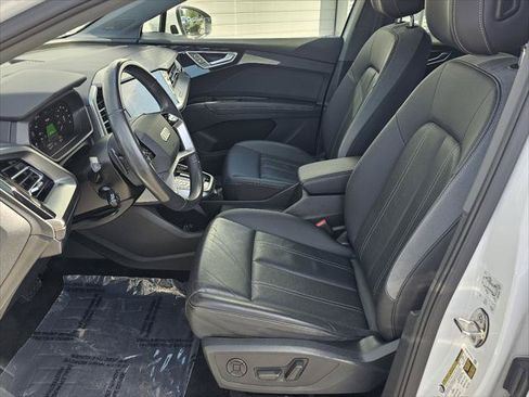 Used 2023 Audi Q4 e-tron Premium Plus w/ Premium Plus RWD image 2