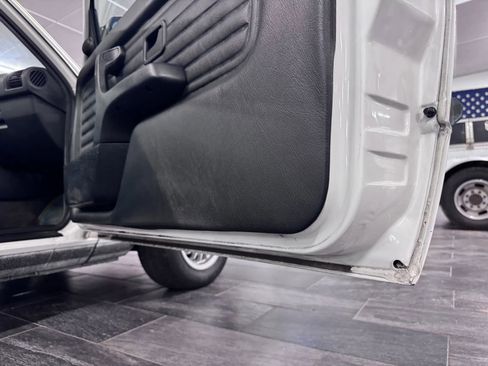 Used 1986 BMW 325 Coupe image 39