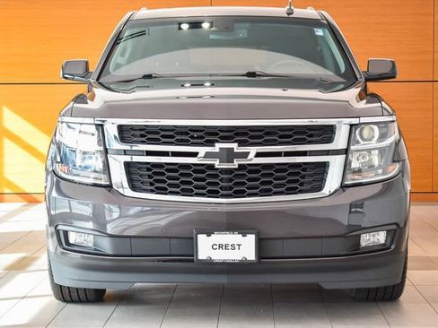 Used 2018 Chevrolet Tahoe LT w/ Luxury Package AWD/4WD image 2
