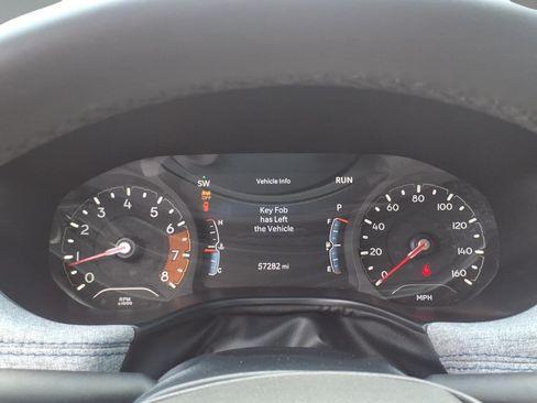 Used 2024 Jeep Compass Latitude AWD/4WD image 15