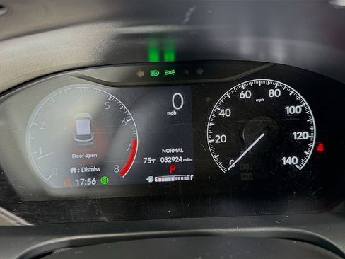 Used 2024 Honda HR-V LX image 10