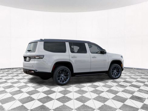 New 2026 Jeep Grand Wagoneer 4WD image 5