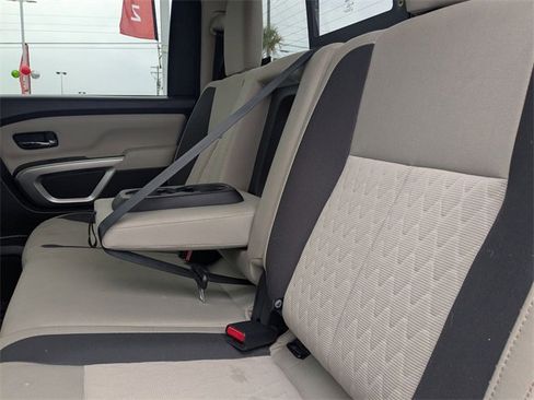 Used 2023 Nissan Titan SV w/ SV Convenience Package image 27