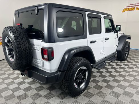 Used 2021 Jeep Wrangler Unlimited Rubicon AWD/4WD image 10