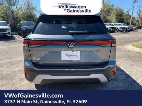 New 2026 Volkswagen Tiguan SE image 6