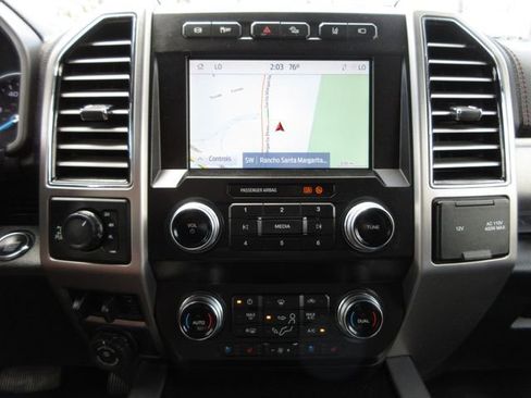 Certified 2021 Ford F350 Platinum w/ Tremor Off-Road Package AWD/4WD image 19