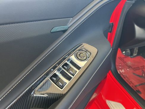 Used 2023 Chevrolet Corvette Stingray Convertible w/ Z51 Performance Package image 34