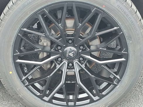 Used 2022 GMC Yukon Denali AWD/4WD image 8