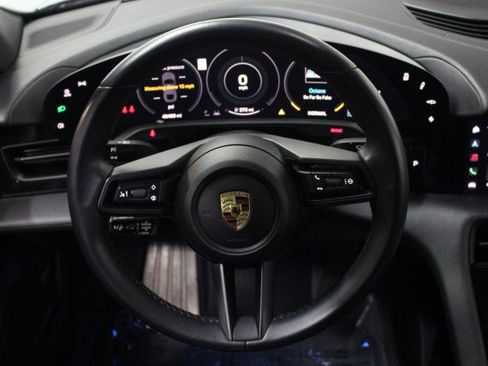 Used 2021 Porsche Taycan 4S w/ Premium Package image 27