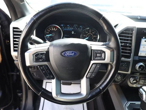 Used 2018 Ford F150 Platinum w/ Technology Package AWD/4WD image 13