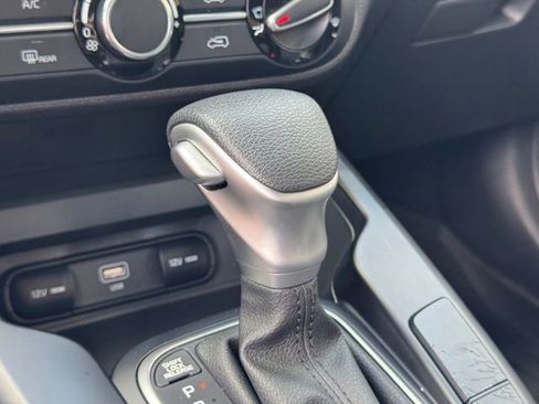 Certified 2023 Kia Soul LX w/ Option Group 015 FWD image 18