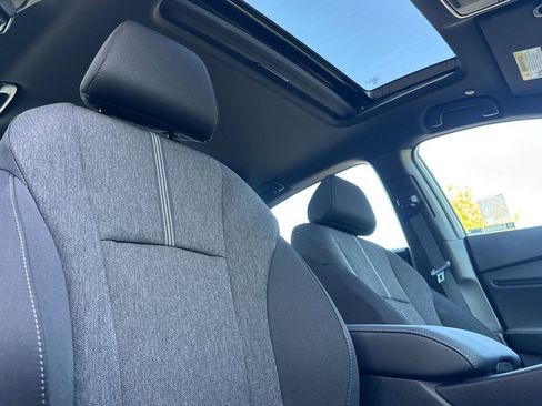 Used 2025 Honda Accord Sport image 16