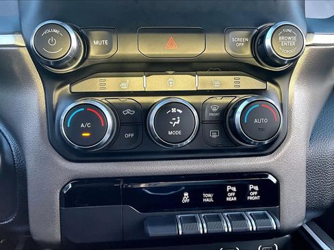 Used 2020 RAM 1500 Lone Star RWD image 34