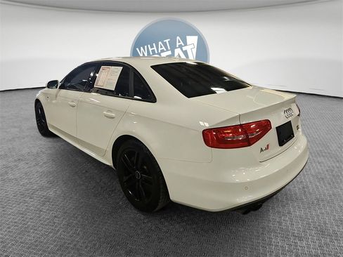 Used 2016 Audi A4 2.0T Premium image 6