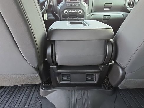 Used 2022 GMC Sierra 3500 Pro w/ Convenience Package image 22