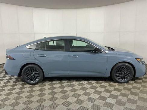New 2026 Nissan Sentra SV w/ SV Convenience Package FWD image 8