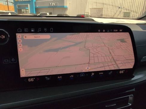 New 2026 Chevrolet Traverse LT w/ Driver Confidence Package FWD image 24