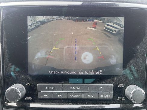 Used 2024 Nissan Titan SV w/ Accessory Utility Package image 9