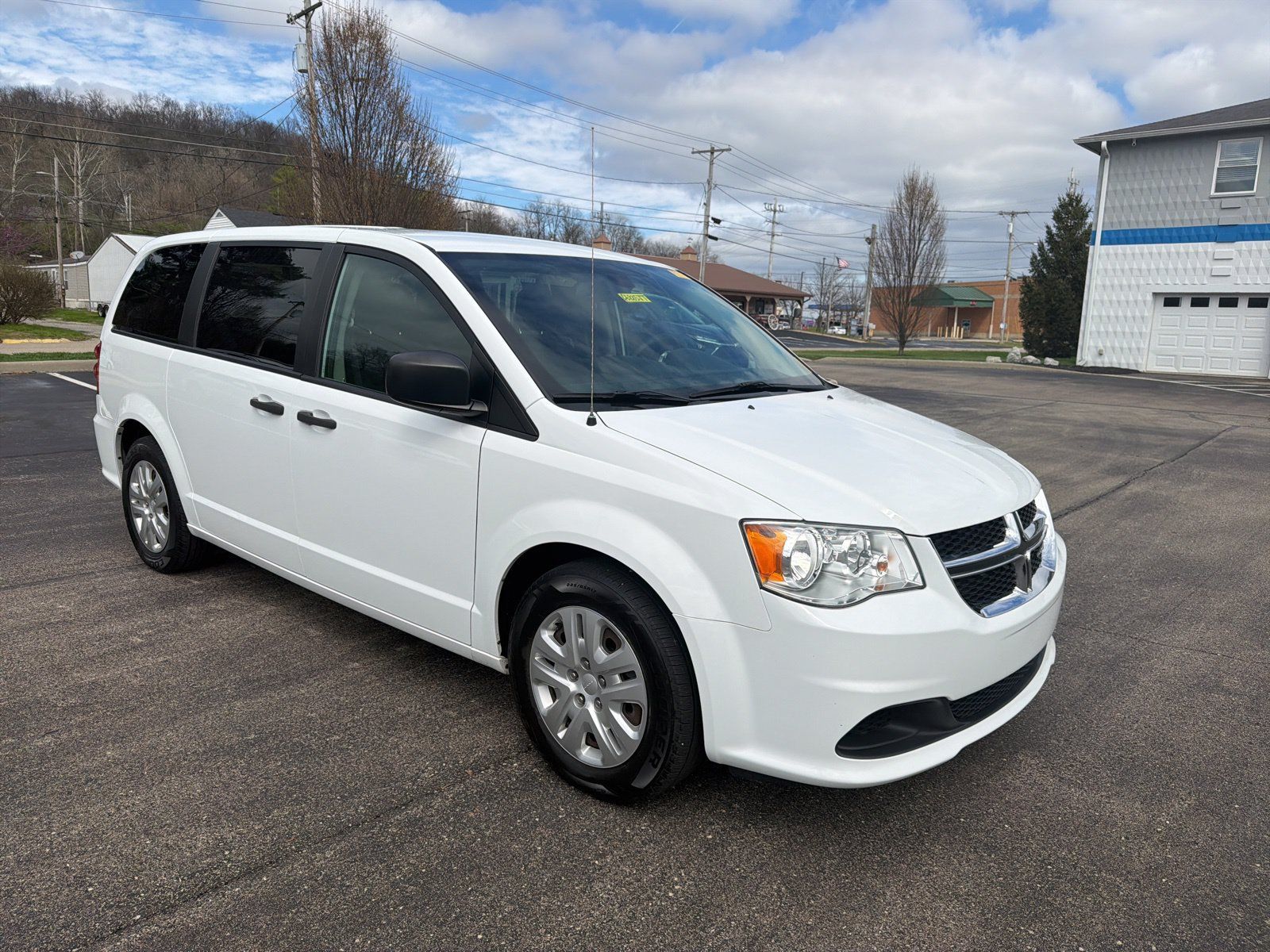Used 2020 Dodge Grand Caravan SE FWD image 7