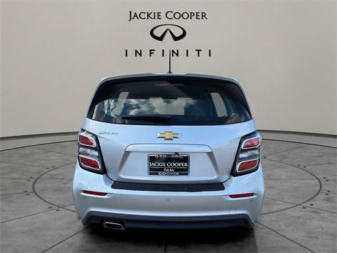 Used 2020 Chevrolet Sonic LT image 4