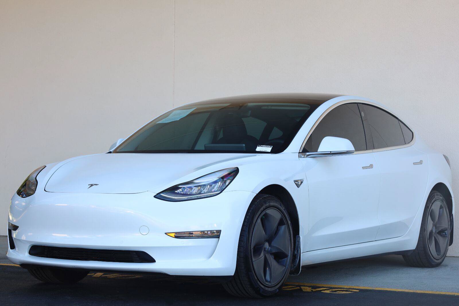 Used 2020 Tesla Model 3 Standard Range Plus RWD image 5