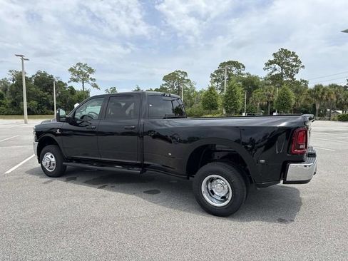 New 2026 RAM 3500 Tradesman AWD/4WD image 5