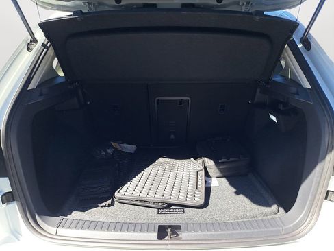 New 2025 Volkswagen Taos SEL image 29