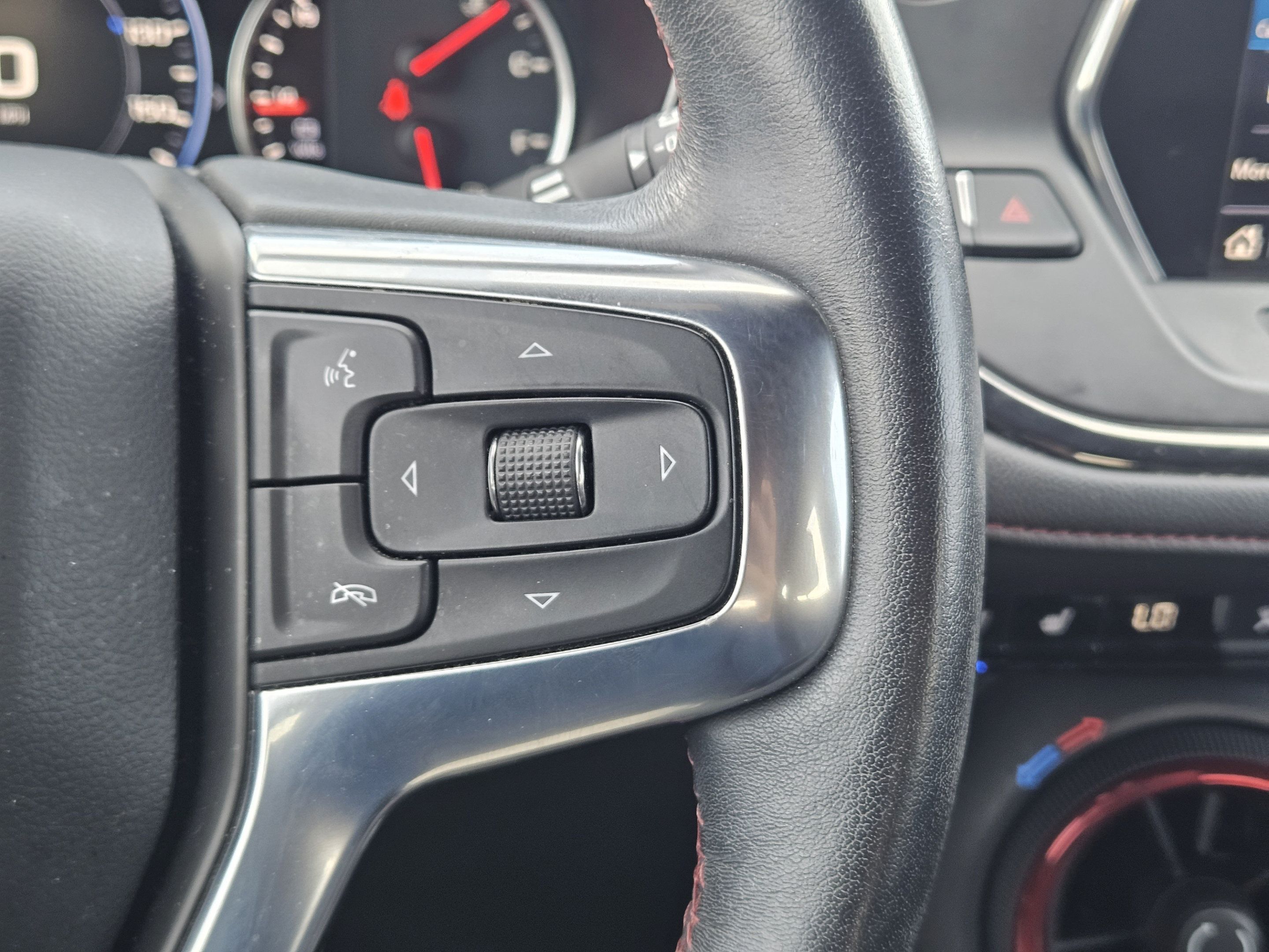 Used 2021 Chevrolet Blazer RS w/ Enhanced Convenience Package FWD image 20