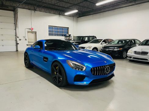 Used 2017 Mercedes-Benz AMG GT S image 3