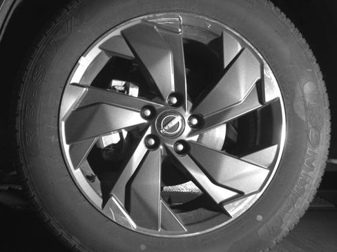 Used 2025 Nissan Rogue SV image 12